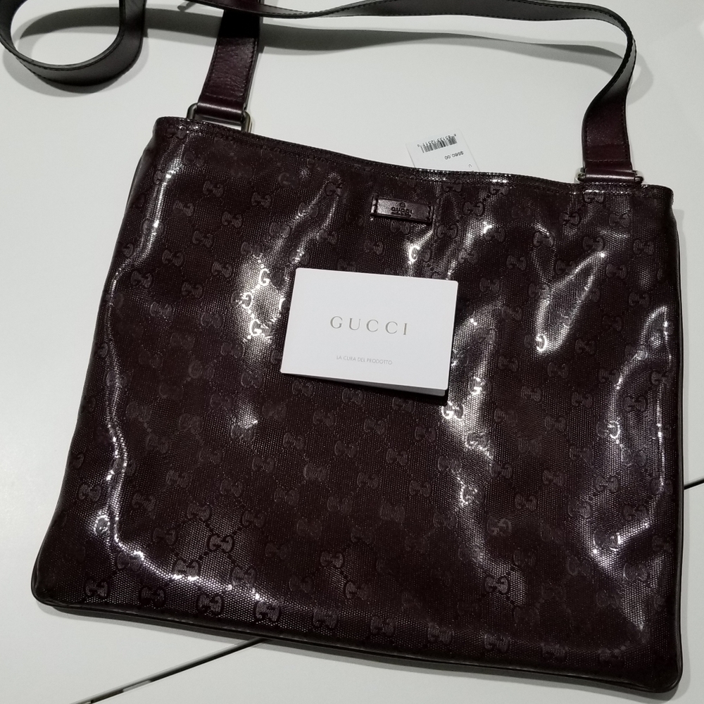100% Authentic GUCCI Messenger Bag